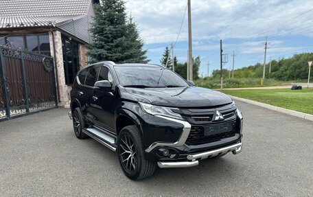 Mitsubishi Pajero Sport III рестайлинг, 2020 год, 3 150 000 рублей, 10 фотография