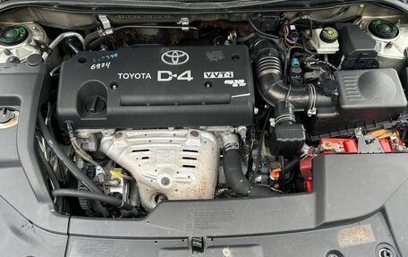 Toyota Avensis III рестайлинг, 2007 год, 850 000 рублей, 22 фотография