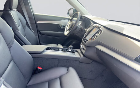 Volvo XC90 II рестайлинг, 2025 год, 9 270 000 рублей, 11 фотография