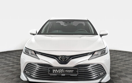 Toyota Camry, 2019 год, 2 750 000 рублей, 2 фотография