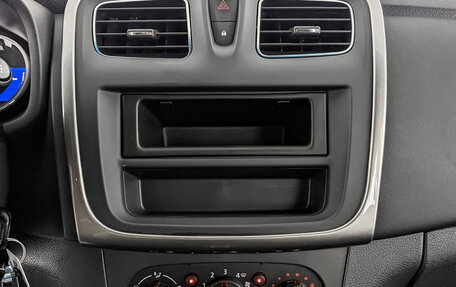 Renault Sandero II рестайлинг, 2018 год, 1 175 000 рублей, 17 фотография