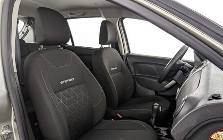 Renault Sandero II рестайлинг, 2018 год, 1 175 000 рублей, 23 фотография