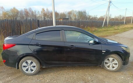 Hyundai Solaris II рестайлинг, 2014 год, 650 000 рублей, 3 фотография