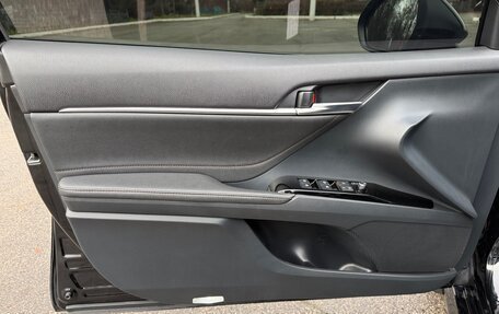 Toyota Camry, 2021 год, 2 350 000 рублей, 11 фотография