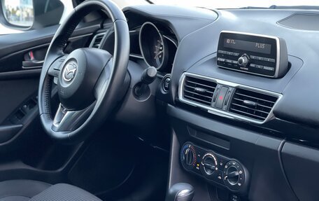 Mazda 3, 2014 год, 1 447 000 рублей, 23 фотография