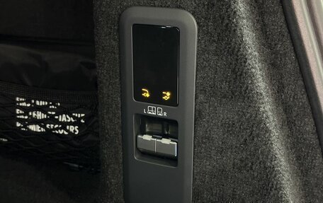 Land Rover Range Rover Sport, 2025 год, 16 800 000 рублей, 16 фотография