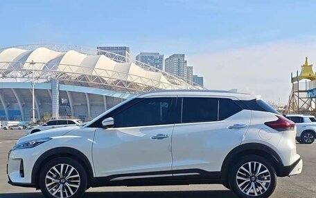 Nissan Juke II, 2022 год, 1 850 000 рублей, 5 фотография