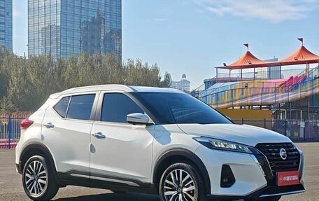 Nissan Juke II, 2022 год, 1 850 000 рублей, 3 фотография