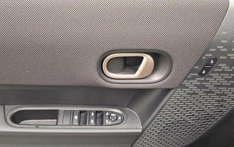 MINI Cabrio, 2025 год, 12 фотография