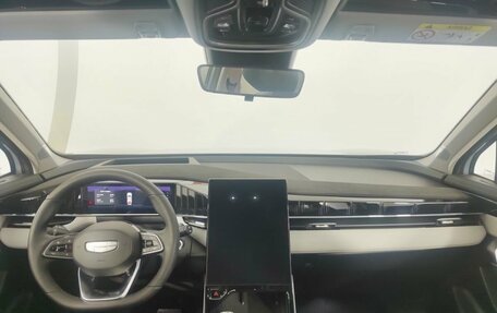 Geely Atlas, 2024 год, 4 017 190 рублей, 8 фотография