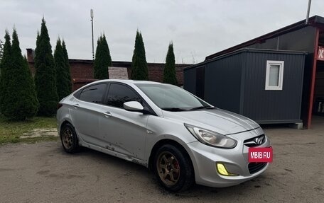 Hyundai Solaris II рестайлинг, 2012 год, 600 000 рублей, 2 фотография