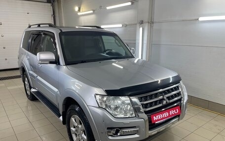 Mitsubishi Pajero IV, 2014 год, 1 950 000 рублей, 3 фотография