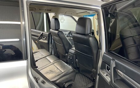 Mitsubishi Pajero IV, 2014 год, 1 950 000 рублей, 26 фотография