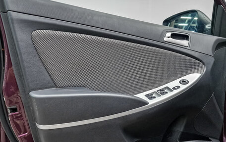 Hyundai Solaris II рестайлинг, 2012 год, 830 000 рублей, 19 фотография