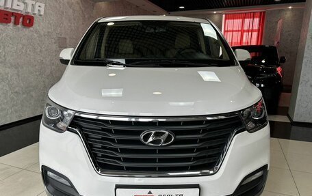 Hyundai H-1 II рестайлинг, 2021 год, 3 180 000 рублей, 8 фотография