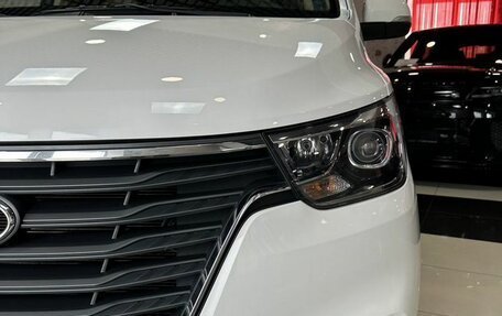 Hyundai H-1 II рестайлинг, 2021 год, 3 180 000 рублей, 9 фотография