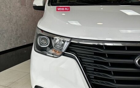 Hyundai H-1 II рестайлинг, 2021 год, 3 180 000 рублей, 10 фотография