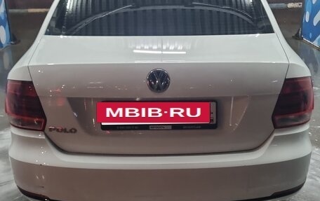 Volkswagen Polo VI (EU Market), 2017 год, 1 050 000 рублей, 2 фотография