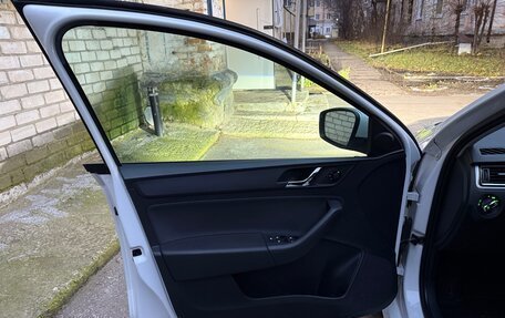 Skoda Rapid I, 2014 год, 990 000 рублей, 15 фотография