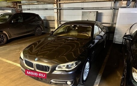 BMW 5 серия, 2015 год, 2 700 000 рублей, 21 фотография