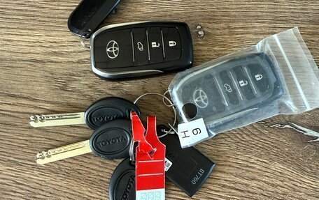 Toyota Land Cruiser 200, 2016 год, 6 500 000 рублей, 14 фотография