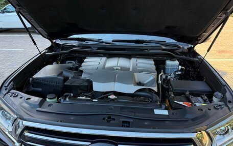 Toyota Land Cruiser 200, 2016 год, 6 500 000 рублей, 16 фотография