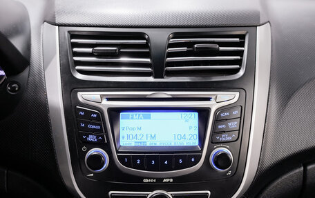 Hyundai Solaris II рестайлинг, 2012 год, 599 000 рублей, 17 фотография