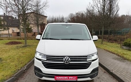 Volkswagen Caravelle T6 рестайлинг, 2021 год, 5 149 000 рублей, 3 фотография