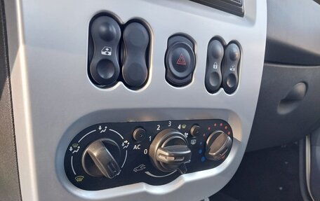 Renault Logan I, 2012 год, 590 000 рублей, 20 фотография