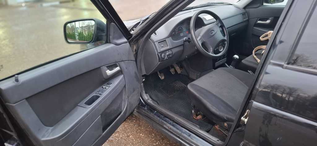 ВАЗ (LADA) Priora I, 2011 год, 265 000 рублей, 6 фотография