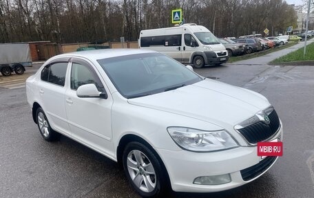 Skoda Octavia, 2011 год, 645 000 рублей, 2 фотография