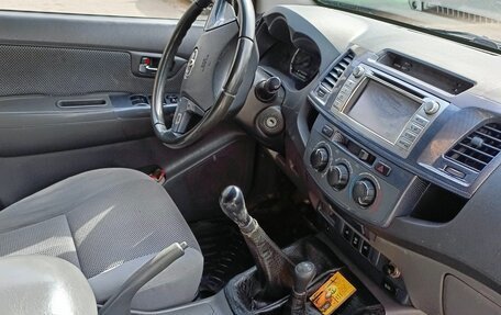 Toyota Hilux VII, 2012 год, 1 650 000 рублей, 9 фотография