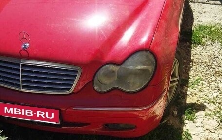 Mercedes-Benz C-Класс, 2001 год, 650 000 рублей, 2 фотография