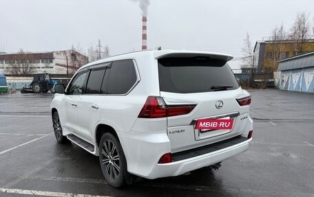 Lexus LX III, 2016 год, 8 200 000 рублей, 3 фотография