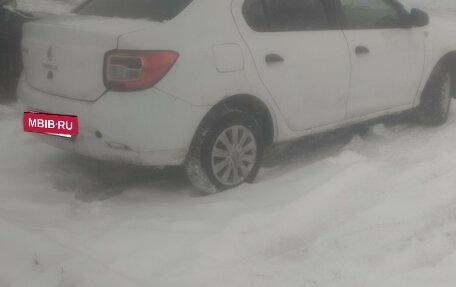 Renault Logan II, 2017 год, 360 000 рублей, 2 фотография