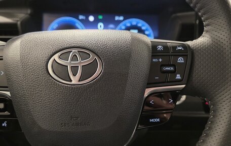 Toyota Camry, 2025 год, 4 800 000 рублей, 10 фотография