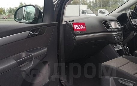 Volkswagen Sharan II, 2013 год, 920 000 рублей, 11 фотография