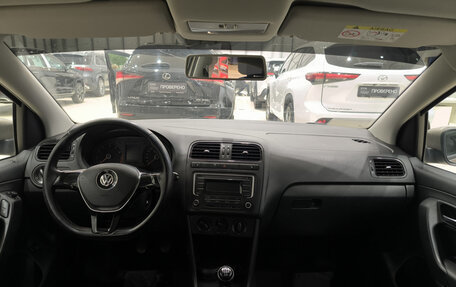 Volkswagen Polo VI (EU Market), 2016 год, 899 000 рублей, 18 фотография