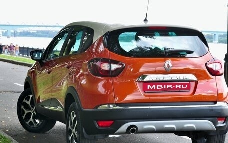 Renault Kaptur I рестайлинг, 2017 год, 1 350 000 рублей, 26 фотография