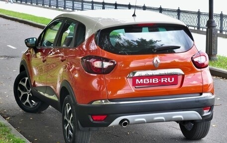 Renault Kaptur I рестайлинг, 2017 год, 1 350 000 рублей, 27 фотография