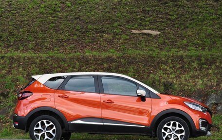 Renault Kaptur I рестайлинг, 2017 год, 1 350 000 рублей, 33 фотография