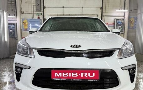 KIA Rio IV, 2018 год, 1 250 000 рублей, 4 фотография