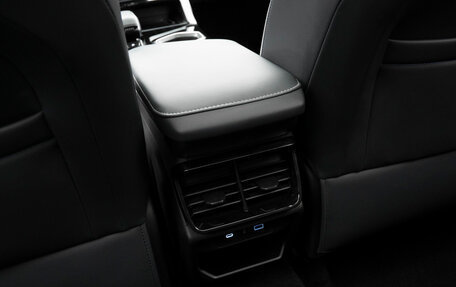 Geely Atlas, 2024 год, 3 180 000 рублей, 16 фотография