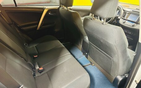 Toyota RAV4, 2016 год, 2 149 000 рублей, 13 фотография