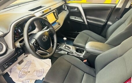 Toyota RAV4, 2016 год, 2 149 000 рублей, 10 фотография