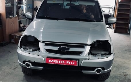 Chevrolet Niva I рестайлинг, 2012 год, 420 000 рублей, 5 фотография