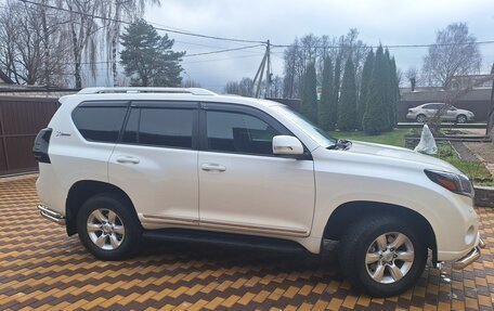 Toyota Land Cruiser Prado 150 рестайлинг 2, 2013 год, 3 450 000 рублей, 6 фотография