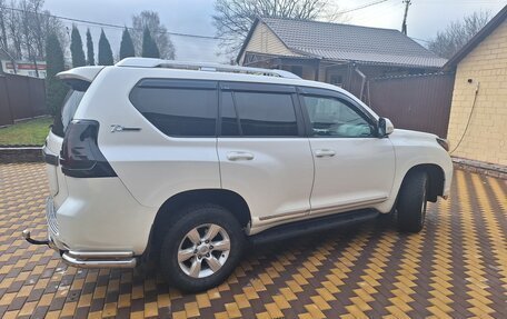 Toyota Land Cruiser Prado 150 рестайлинг 2, 2013 год, 3 450 000 рублей, 7 фотография