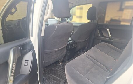 Toyota Land Cruiser Prado 150 рестайлинг 2, 2013 год, 3 450 000 рублей, 15 фотография