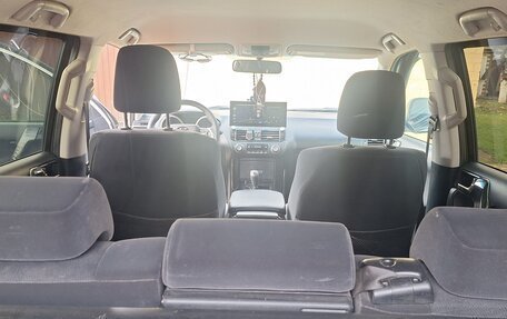 Toyota Land Cruiser Prado 150 рестайлинг 2, 2013 год, 3 450 000 рублей, 18 фотография